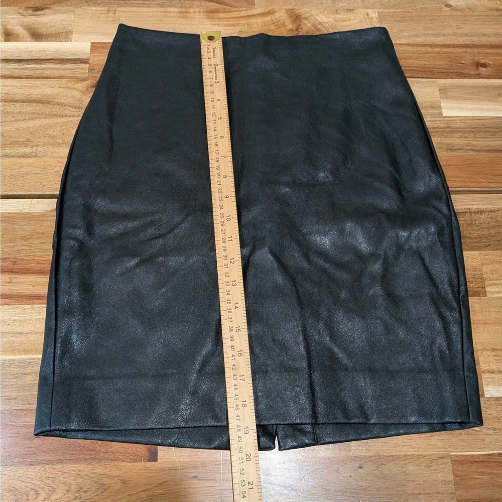 NWT J.Crew Womens Pencil Skirt 4P Faux Leather Black High Waist Workwear Classic